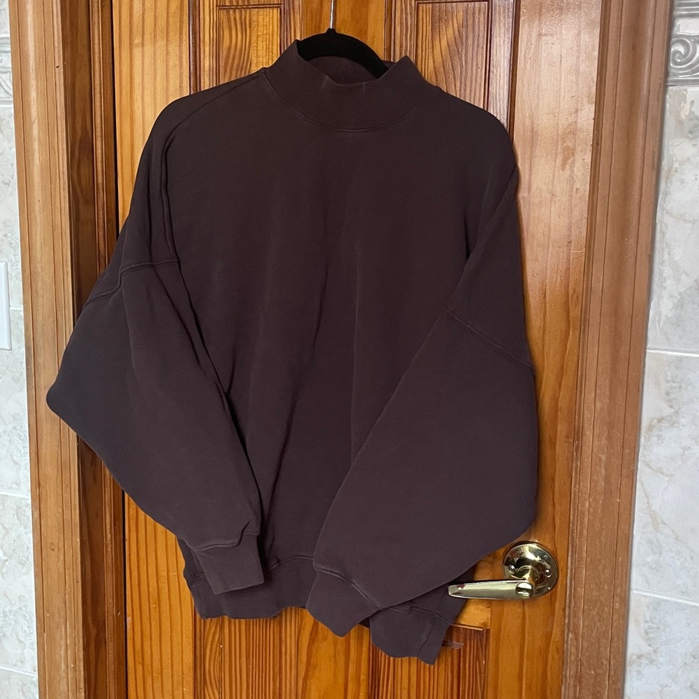 Aritzia Babaton Dark Brown Mockneck Sweatshirt